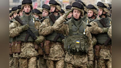 Изрображение 'Зеленский подписал указ о всеобщей мобилизации'