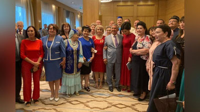 Изрображение 'Рустам Минниханов встретился с представителями татарской диаспоры Узбекистана'