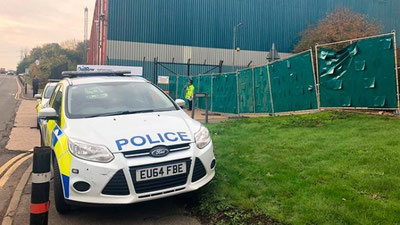 Изрображение 'В Британии обнаружен грузовик с 39 трупами'