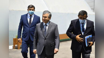 Изрображение 'Президент ознакомился с проектом комплекса теплиц в Чартаке (фото)'