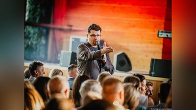 Изрображение 'Корпоратив в Ташкенте обойдется без Гарика Харламова: история мошенничества'