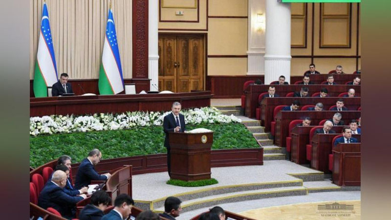 Изрображение 'Президент: "С принятием новых законов жизнь должна меняться к лучшему"'