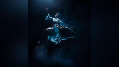 Изрображение 'ИЗДАНА УНИКАЛЬНАЯ КНИГА-АЛЬБОМ "МАКОМ" (ВИДЕО)'