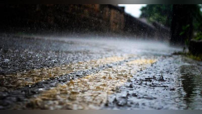 Изрображение 'ХОКИМИЯТ ПОДЕЛИЛСЯ НОМЕРАМИ "ГОРЯЧЕЙ ЛИНИИ" ИЗ-ЗА СИЛЬНОГО ДОЖДЯ'