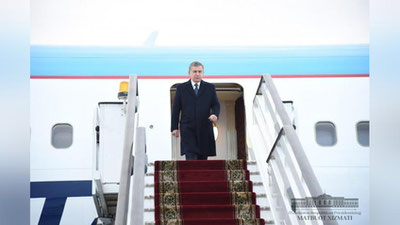 Изрображение 'ПРЕЗИДЕНТ ПРИБЫЛ НА НЕФОРМАЛЬНУЮ ВСТРЕЧУ ГЛАВ СТРАН СНГ'