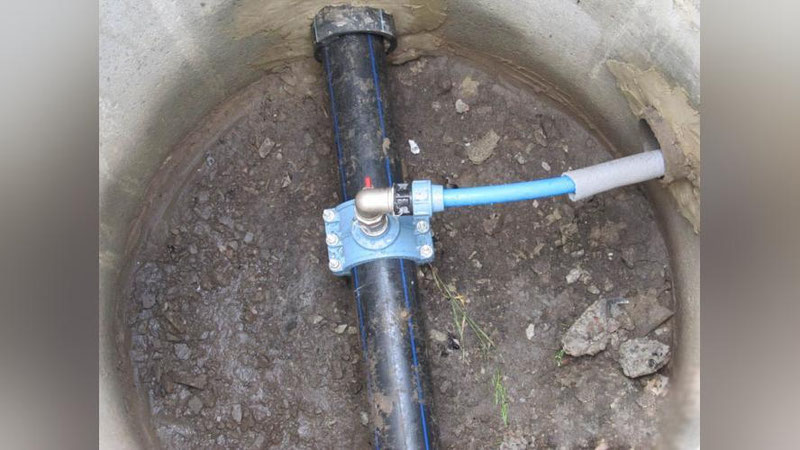 Изрображение 'Сотрудник "Сувсоз" запросил за незаконное подключение к водопроводу 1 млн сумов'