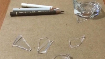 Изрображение 'ХУДОЖНИЦА-ГИПЕРРЕАЛИСТКА ВЫЗВАЛА СВОИМИ РАБОТАМИ ВОСТОРГ В СЕТИ (ВИДЕО)'