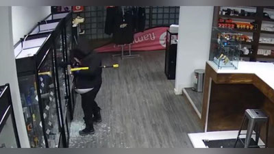 Изрображение 'КАНАДСКИЕ ГРАБИТЕЛИ СТАЛИ ПОСМЕШИЩЕМ В СЕТИ (ВИДЕО)'