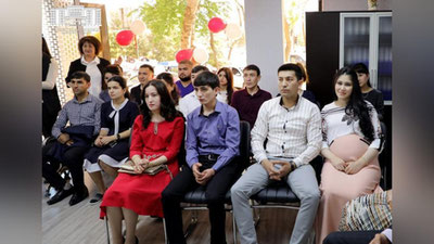 Изрображение 'В МИРАБАДСКОМ РАЙОНЕ ОТКРЫЛАСЬ "ИННОВАЦИОННАЯ ШКОЛА МОЛОДОЖЕНОВ"'