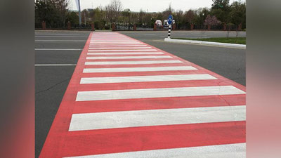 Изрображение 'НОВЫЙ ПЕШЕХОДНЫЙ ПЕРЕХОД: ЭКСПЕРИМЕНТ В СТОЛИЦЕ (ФОТО)'