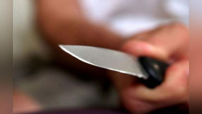 Изрображение 'В ХАТЫРЧИ ЖЕНА ЗАРЕЗАЛА ПЬЯНОГО МУЖА'