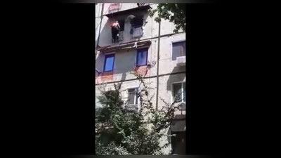 Изрображение 'НА ЧИЛАНЗАРЕ СПАСЛИ МУЖЧИНУ, ПЫТАВШЕГОСЯ СОВЕРШИТЬ САМОУБИЙСТВО (ВИДЕО)'