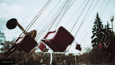 Изрображение 'Работа аттракционов в парках и местах отдыха возобновится с 5 сентября'