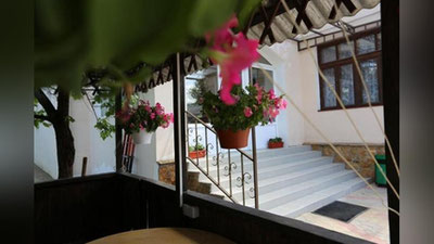 Изрображение 'КАБМИН ПОДДЕРЖАЛ СОЗДАНИЕ СЕМЕЙНЫХ ГОСТЕВЫХ ДОМОВ'