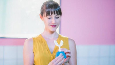 Изрображение 'Создана зубная щетка для особо ленивых (видео)'