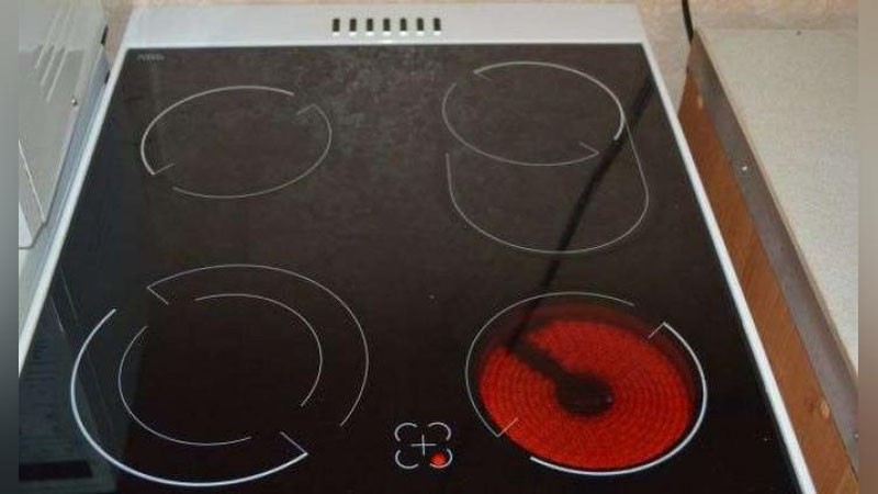 Изрображение '​СКОЛЬКО ПЛАТИТЬ ЗА СВЕТ ВЛАДЕЛЬЦАМ ДОМОВ С ЭЛЕКТРИЧЕСКИМИ ПЛИТАМИ?'