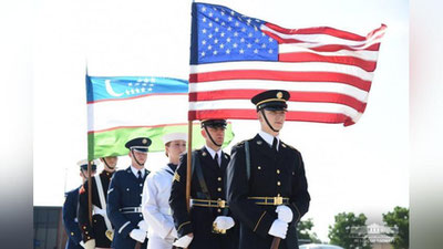 Изрображение 'МИНИСТР ОБОРОНЫ УЗБЕКИСТАНА ПОСЕТИТ США'