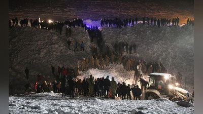 Изрображение 'В Турции сошла огромная снежная лавина: 38 жертв'