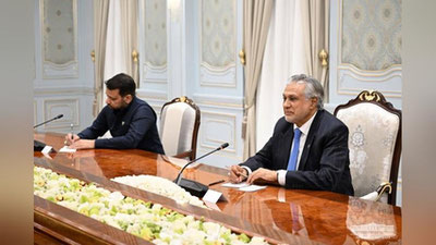 Изрображение 'Шавкат Мирзиёев принял министра финансов Пакистана Исхака Дара'