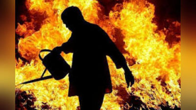 Изрображение 'В Самарканде суд вынес приговор мужчине, убившему жену и поджегшему дом (видео)'