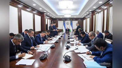 Изрображение 'Вопросы снижения энергорасходов обсуждены на совещании с Президентом'