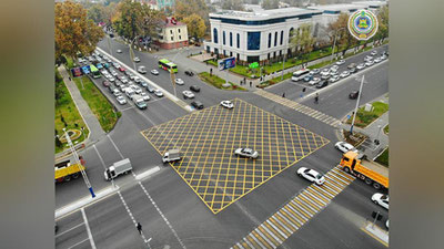 Изрображение '«Вафельная разметка» появилась на нескольких перекрёстках Ташкента (фото)'