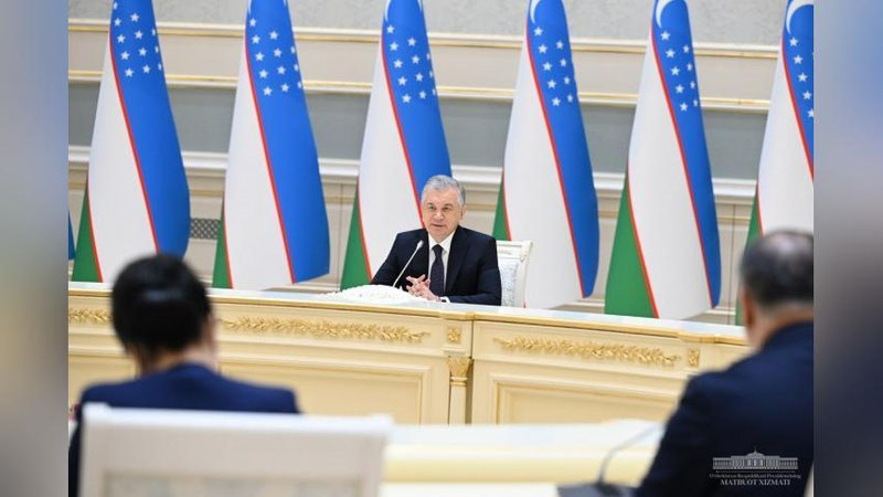 Изрображение 'На встрече Президента с депутатами и сенаторами рассмотрена итоговая редакция проекта Конституционного закона'