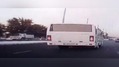 Изрображение 'В Ташкенте оштрафован водитель автобуса, отметившийся странным поведением на дороге'