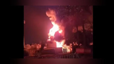 Изрображение 'В Алмазарском районе вечером горела подстанция (видео)'