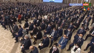 Изрображение 'Президент Узбекистана начал выступать с Посланием парламенту'