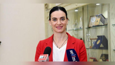 Изрображение 'ЕЛЕНА ИСИНБАЕВА О ЛЕДОВОМ КОМПЛЕКСЕ В ТАШКЕНТЕ'