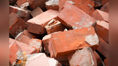 Изрображение 'В Каракалпакстане под обрушившейся стеной во время сноса погибли трое рабочих'