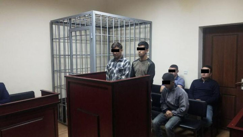 Изрображение 'Обидчики 18-летнего парня в Самарканде приговорены к аресту (видео)'