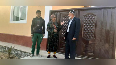 Изрображение 'В Джизакской области построили 780 домов для люли (фото)'