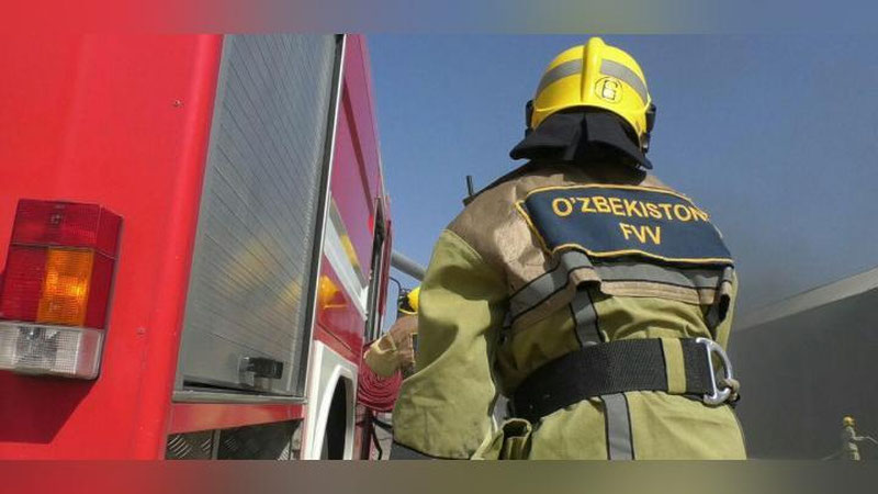 Изрображение 'Два трупа обнаружены при тушении пожара в Андижане'