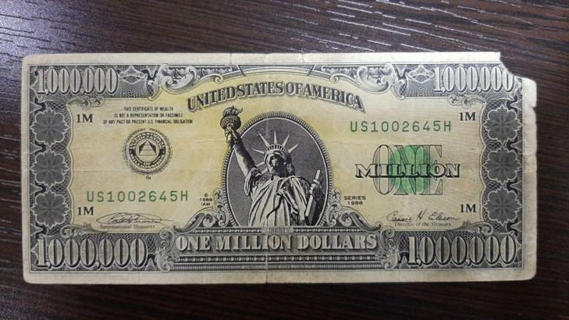 Изрображение 'Задержан житель Наманганской области, пытавшийся продать купюру в $1 млн'