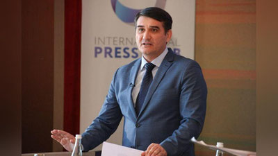 Изрображение 'Найм работников на госслужбу будет осуществлять через Интернет'