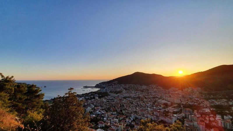 Изрображение 'В Черногории от COVID-19 вылечился последний пациент'