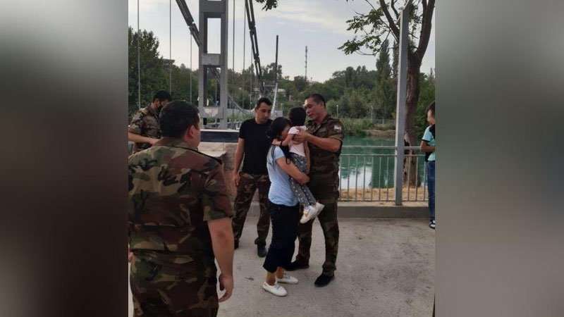 Изрображение 'В Чирчике женщина, поссорившись с мужем, спрыгнула в канал'