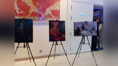 Изрображение 'Картины с дополненной реальностью "оживили" ученых и ремесленников (видео)'