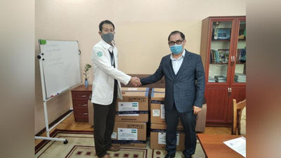 'Koreya jamg`armasi O`zbekistonga tanadagi koronavirusga nisbatan immun tizimining kurashish qobiliyatini aniqlaydigan 4000 ta  test taqdim qildi'ning rasmi