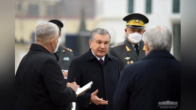 Изрображение 'Шавкат Мирзиёев посетил Академию Вооруженных Сил (фото)'