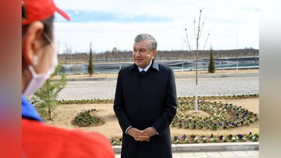 Изрображение 'Шавкат Мирзиёев прибыл в Янгикурганский район (фото)'