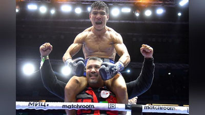 Изрображение 'Узбекские боксеры стали триумфаторы вечера профессионального бокса на "Хумо Арене"'