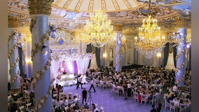 Изрображение 'Ограничение числа гостей на семейных торжествах начнет действовать уже с 20 июля'