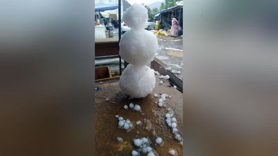 Изрображение 'В горах Заамина выпал град (видео)'