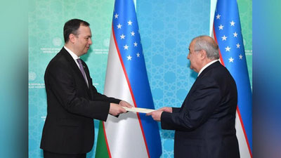 Изрображение 'Глава МИД принял новых послов Хорватии и Эстонии'