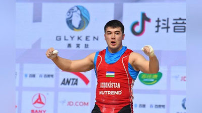 Изрображение 'Сарварбек Зафаржонов завоевал серебро чемпионата мира по тяжелой атлетике'