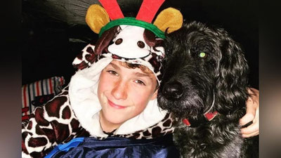 Изрображение 'Впервые медалью Британской империи наградили подростка'