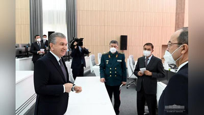 Изрображение 'Президент побывал в ситуационном центре в хокимияте Ташкента'